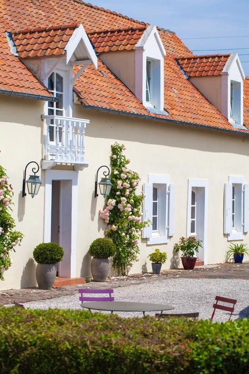 Bed and Breakfast Le Colombier Виссан Экстерьер фото