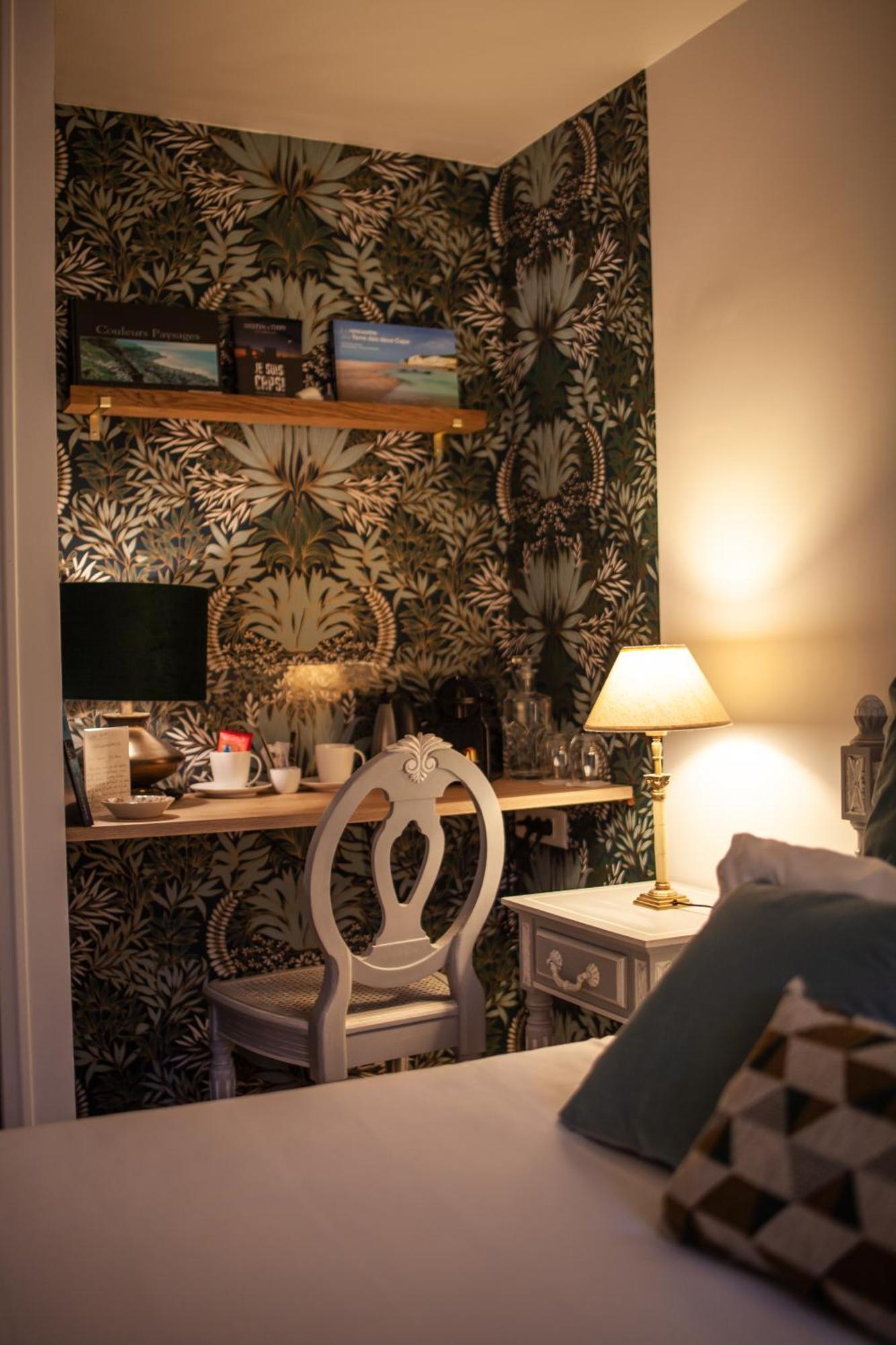 Bed and Breakfast Le Colombier Виссан Экстерьер фото