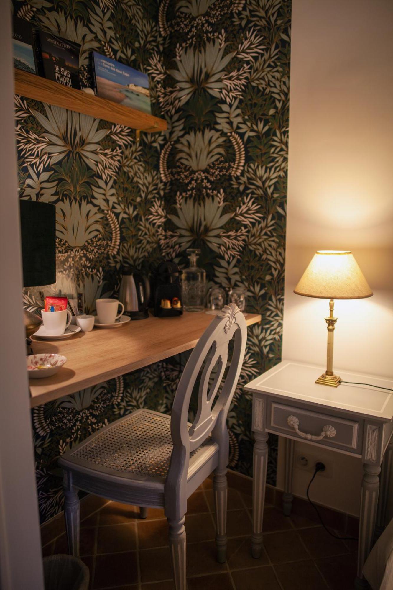 Bed and Breakfast Le Colombier Виссан Экстерьер фото